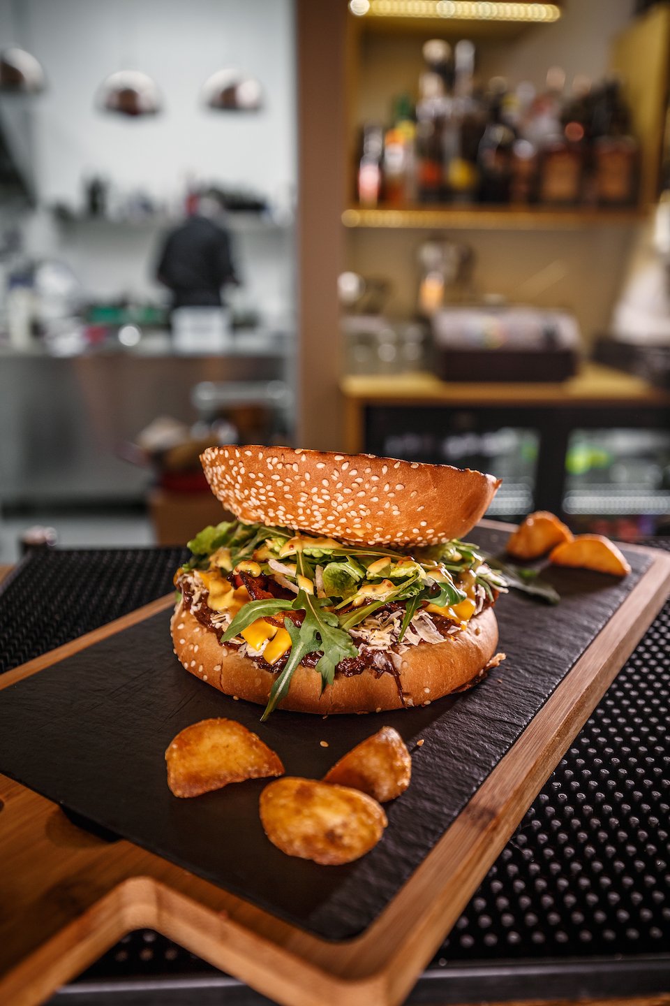 delicious-burger-P8VTY5Y